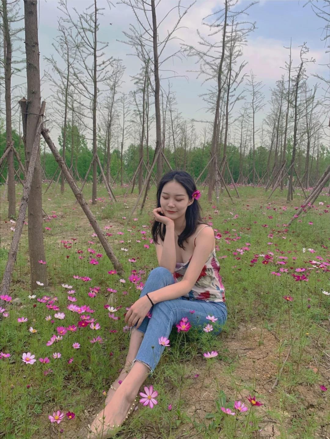 鼓楼区外表清纯床上性感的兼职曼曼美女
